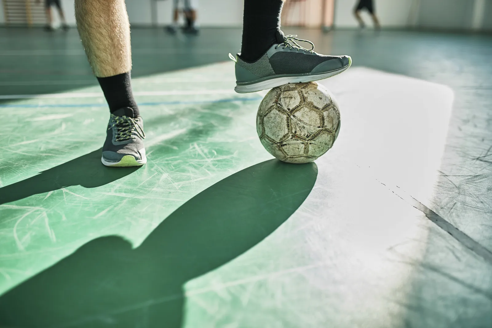 Illustration article - Règles du foot à 5 : terrain, équipes, fautes et conseils pratiques